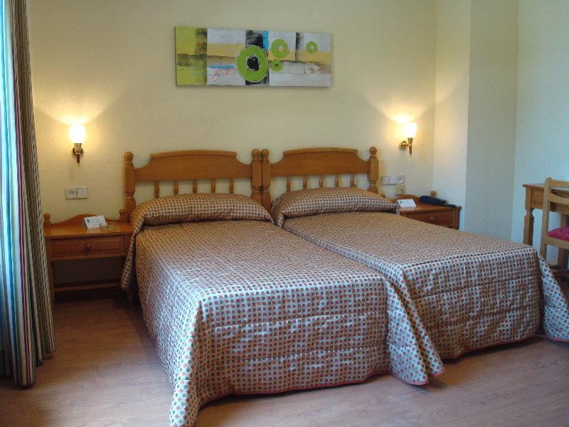 Hotel Castilla Альбасете Экстерьер фото